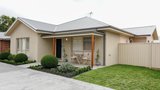 https://images.listonce.com.au/custom/160x/listings/201-roger-street-romsey-vic-3434/694/01752694_img_30.jpg?uO-I0NgTnqc