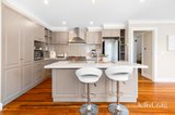 https://images.listonce.com.au/custom/160x/listings/201-windermere-street-south-ballarat-central-vic-3350/873/01980873_img_07.jpg?pkGjdBGHGU4