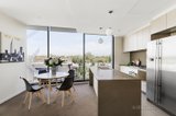 https://images.listonce.com.au/custom/160x/listings/2011101-toorak-road-camberwell-vic-3124/786/00784786_img_04.jpg?Uhamance6R4