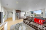 https://images.listonce.com.au/custom/160x/listings/201122-ormond-road-elwood-vic-3184/350/01736350_img_05.jpg?BQ_hrIAaM5Q