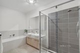 https://images.listonce.com.au/custom/160x/listings/201416-420-ferntree-gully-road-notting-hill-vic-3168/646/01735646_img_05.jpg?RzpIqAEjhDI