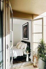 https://images.listonce.com.au/custom/160x/listings/20190-albert-street-east-melbourne-vic-3002/078/01446078_img_11.jpg?zUPHB6Pu54Y