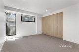 https://images.listonce.com.au/custom/160x/listings/20191-alexandra-avenue-south-yarra-vic-3141/168/01845168_img_06.jpg?tPOrOUv6xiU