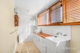 https://images.listonce.com.au/custom/160x/listings/202-howard-street-soldiers-hill-vic-3350/407/01985407_img_08.jpg?rHFPqD6-nX8