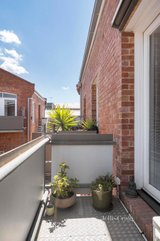 https://images.listonce.com.au/custom/160x/listings/202-pottery-court-brunswick-vic-3056/771/01120771_img_05.jpg?GpGwQDRSWew