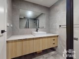 https://images.listonce.com.au/custom/160x/listings/2021282-toorak-road-camberwell-vic-3124/032/01747032_img_07.jpg?LRp2efYrwgc