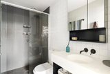 https://images.listonce.com.au/custom/160x/listings/20220-peel-street-collingwood-vic-3066/651/01961651_img_06.jpg?VQsPQESI3SA