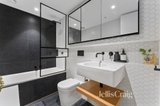 https://images.listonce.com.au/custom/160x/listings/20255-wellington-st-st-kilda-vic-3182/895/01839895_img_08.jpg?MU-jjJqo6WA