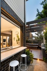 https://images.listonce.com.au/custom/160x/listings/203-bastings-street-northcote-vic-3070/054/01602054_img_14.jpg?OgnoMm5yn9s