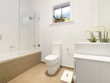 https://images.listonce.com.au/custom/160x/listings/203-montague-street-south-melbourne-vic-3205/562/01087562_img_09.jpg?hSoZ9GlJfvA