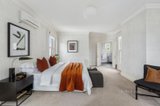 https://images.listonce.com.au/custom/160x/listings/203-station-street-port-melbourne-vic-3207/428/01236428_img_12.jpg?ggnb_-4VcP0