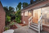 https://images.listonce.com.au/custom/160x/listings/20305-canterbury-road-forest-hill-vic-3131/495/01447495_img_11.jpg?RQr6KnOIIWA