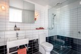 https://images.listonce.com.au/custom/160x/listings/2031-barnet-way-richmond-vic-3121/811/01679811_img_11.jpg?f7v3t5LGHvA