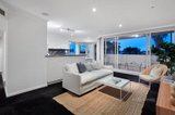 https://images.listonce.com.au/custom/160x/listings/203115-beach-street-port-melbourne-vic-3207/922/01190922_img_04.jpg?HfnoFa1I6_c