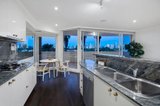 https://images.listonce.com.au/custom/160x/listings/203115-beach-street-port-melbourne-vic-3207/922/01190922_img_05.jpg?Zm4ZJHs1kvA