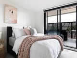 https://images.listonce.com.au/custom/160x/listings/203121-victoria-road-northcote-vic-3070/809/00985809_img_07.jpg?D9M41c6xmOM