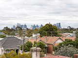 https://images.listonce.com.au/custom/160x/listings/203121-victoria-road-northcote-vic-3070/809/00985809_img_10.jpg?c4V_KbUttx4