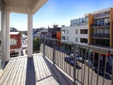 https://images.listonce.com.au/custom/160x/listings/203122-ormond-road-elwood-vic-3184/026/01795026_img_05.jpg?yWj7gznbb98