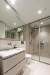 https://images.listonce.com.au/custom/160x/listings/203133-martin-street-brighton-vic-3186/391/01596391_img_13.jpg?bW9I6RcBFUo