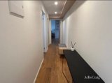 https://images.listonce.com.au/custom/160x/listings/203144-queens-parade-fitzroy-north-vic-3068/009/01987009_img_08.jpg?xAD7tld9oAI