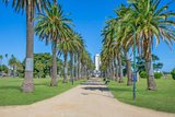 https://images.listonce.com.au/custom/160x/listings/203348-beaconsfield-parade-st-kilda-west-vic-3182/518/01772518_img_18.jpg?95QNb8KO2R4