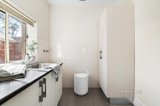 https://images.listonce.com.au/custom/160x/listings/204-lennox-street-richmond-vic-3121/147/01593147_img_15.jpg?Gk6N1XvjC4w