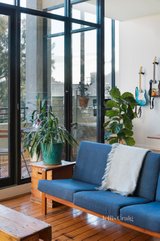 https://images.listonce.com.au/custom/160x/listings/2041-dods-street-brunswick-vic-3056/018/01007018_img_07.jpg?MgYf2xTKayg