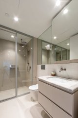 https://images.listonce.com.au/custom/160x/listings/204131-martin-street-brighton-vic-3186/446/01846446_img_16.jpg?8wttgplHHHU