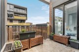 https://images.listonce.com.au/custom/160x/listings/20417-lynch-street-hawthorn-vic-3122/630/01134630_img_05.jpg?p7tXTt8CwHs