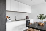 https://images.listonce.com.au/custom/160x/listings/204272-young-street-fitzroy-vic-3065/373/01472373_img_05.jpg?zJtCEeph37c