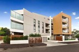 https://images.listonce.com.au/custom/160x/listings/204296-300-middleborough-road-blackburn-vic-3130/427/01680427_img_04.jpg?2nygT8ahsWY