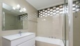 https://images.listonce.com.au/custom/160x/listings/2043-park-street-st-kilda-west-vic-3182/872/01679872_img_03.jpg?YGF67ghOxq8