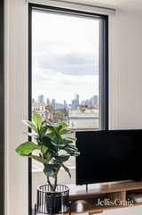 https://images.listonce.com.au/custom/160x/listings/204377-st-georges-road-fitzroy-north-vic-3068/248/01813248_img_06.jpg?K0--fkS5SBs