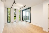 https://images.listonce.com.au/custom/160x/listings/204378-390-st-georges-road-fitzroy-north-vic-3068/781/01953781_img_04.jpg?qrSyVYG6Veg