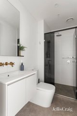 https://images.listonce.com.au/custom/160x/listings/2045-beavers-road-northcote-vic-3070/277/01813277_img_07.jpg?9jc8BKgCrws