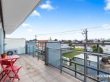 https://images.listonce.com.au/custom/160x/listings/20458-ballarat-street-yarraville-vic-3013/774/01203774_img_13.jpg?H6p6jadoSVo