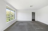 https://images.listonce.com.au/custom/160x/listings/2046-elphin-grove-hawthorn-vic-3122/229/01720229_img_04.jpg?sHl2z7zTFVU