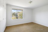 https://images.listonce.com.au/custom/160x/listings/2046-elphin-grove-hawthorn-vic-3122/229/01720229_img_05.jpg?dmtZ8ufIHfc