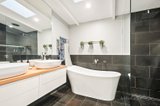 https://images.listonce.com.au/custom/160x/listings/205-st-helena-road-greensborough-vic-3088/797/00613797_img_07.jpg?xfAA74ZRkVw