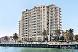 https://images.listonce.com.au/custom/160x/listings/205115-beach-street-port-melbourne-vic-3207/670/01864670_img_02.jpg?z9GaAHg2GPU