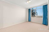 https://images.listonce.com.au/custom/160x/listings/205115-beach-street-port-melbourne-vic-3207/670/01864670_img_12.jpg?ZLc2oPjReg0