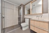 https://images.listonce.com.au/custom/160x/listings/2053-5-st-kilda-road-st-kilda-vic-3182/147/01486147_img_06.jpg?vpDUZhEk570