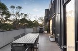 https://images.listonce.com.au/custom/160x/listings/20556-harp-road-kew-vic-3101/424/01849424_img_03.jpg?lIkx8P_JoHc