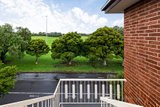 https://images.listonce.com.au/custom/160x/listings/2057-caroline-street-clifton-hill-vic-3068/346/01735346_img_15.jpg?e1yhbuZZYZk