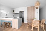 https://images.listonce.com.au/custom/160x/listings/20574-pascoe-vale-road-moonee-ponds-vic-3039/894/01751894_img_03.jpg?fdTmKC9Y-OE