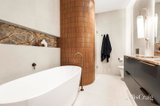 https://images.listonce.com.au/custom/160x/listings/206-tennyson-street-elwood-vic-3184/226/01942226_img_09.jpg?iokv91NbFm0