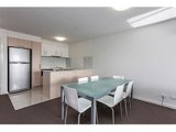 https://images.listonce.com.au/custom/160x/listings/206115-117-pier-street-altona-vic-3018/925/01202925_img_04.jpg?yuWJISGfxU8