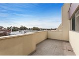 https://images.listonce.com.au/custom/160x/listings/206115-117-pier-street-altona-vic-3018/925/01202925_img_09.jpg?Y7KaIXi-7qA