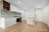 https://images.listonce.com.au/custom/160x/listings/20612-queen-street-blackburn-vic-3130/129/01772129_img_04.jpg?aRw4UWEjq18