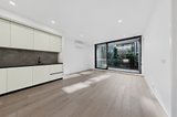 https://images.listonce.com.au/custom/160x/listings/20622-courtney-street-north-melbourne-vic-3051/238/01908238_img_13.jpg?MQh6G3j67Es